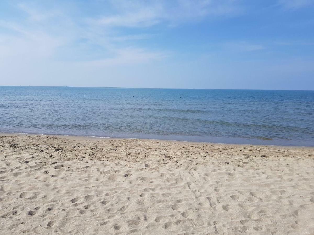 Villa Amazing Sea View Flat Tirrenia Exterior foto